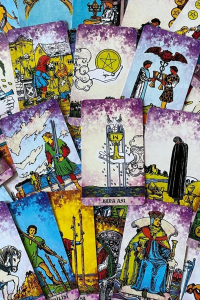 Aesthetic Tarot Kartları