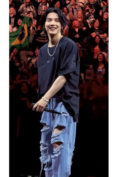 BTS Suga Baskılı Siyah T-shirt