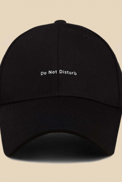 Do Not Disturb Yazılı Siyah Şapka