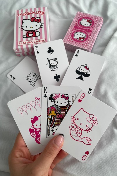 Hello Kitty İskambil Kartları