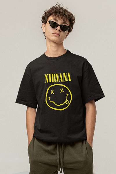 Nirvana Smile Logo Siyah Tişört
