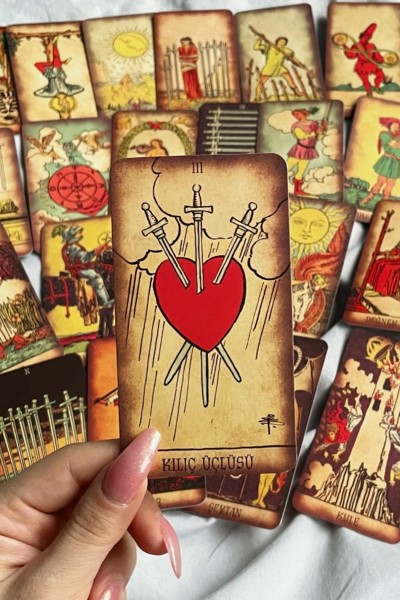 Regin Antik Tarot Kartları