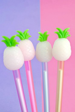 Renk Değiştiren Ananas Kalem